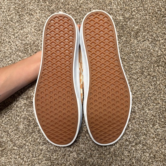 Vans Women’s size 11.5 Orange and Cream Geometric Platform - Picture 6 of 8